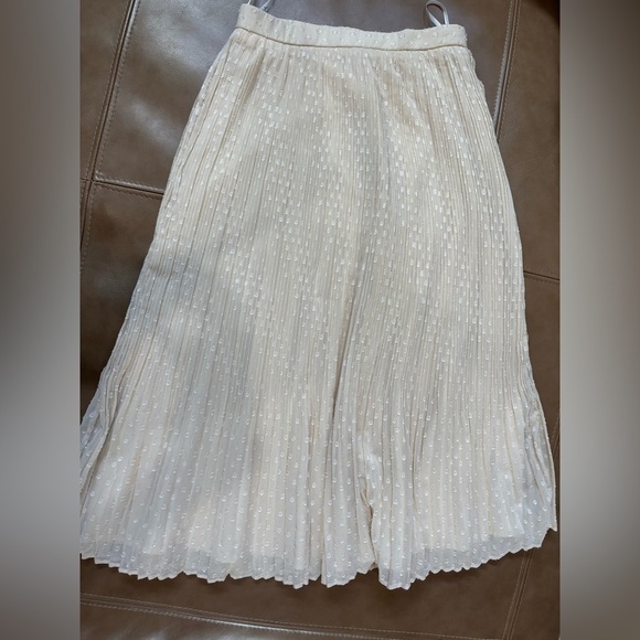 Lulu's Ivory Textured midi Skirt - Picture 3 of 6